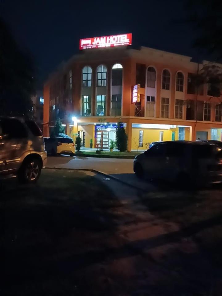 Jam Hotel Kota Warisan Sepang @ Erl Salak Tinggi, Klia 1-2 & F1 المظهر الخارجي الصورة