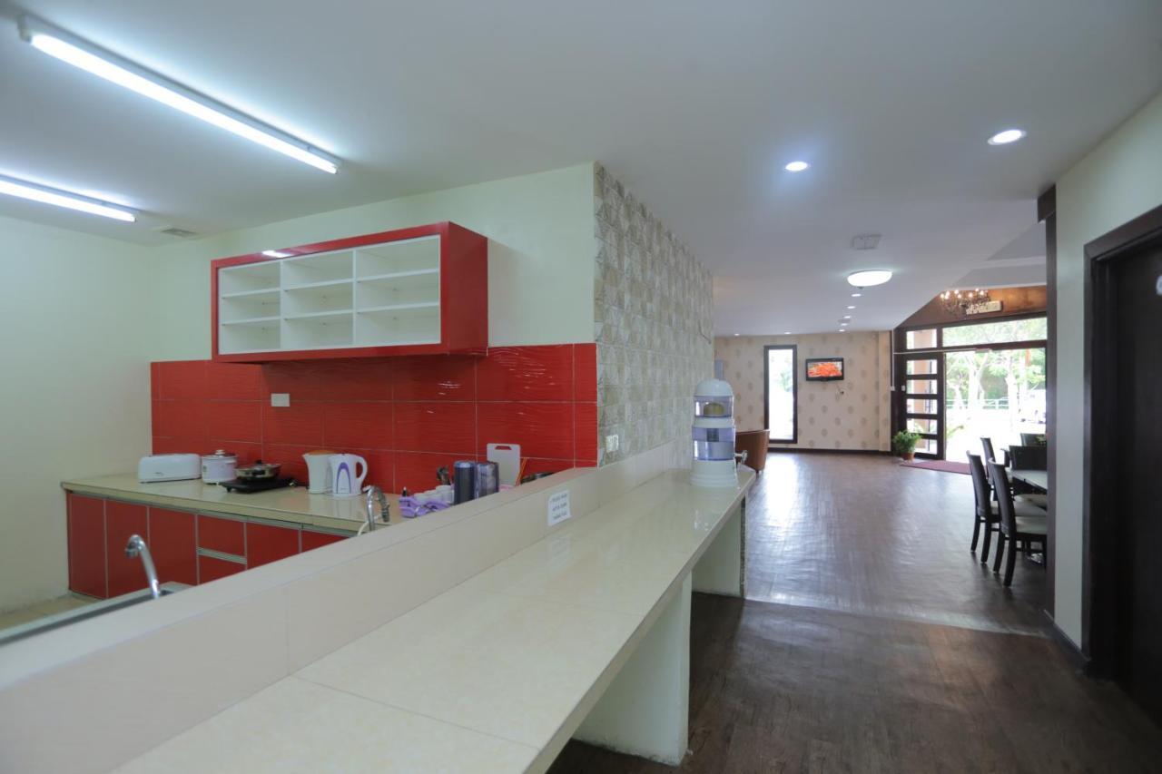 Jam Hotel Kota Warisan Sepang @ Erl Salak Tinggi, Klia 1-2 & F1 المظهر الخارجي الصورة