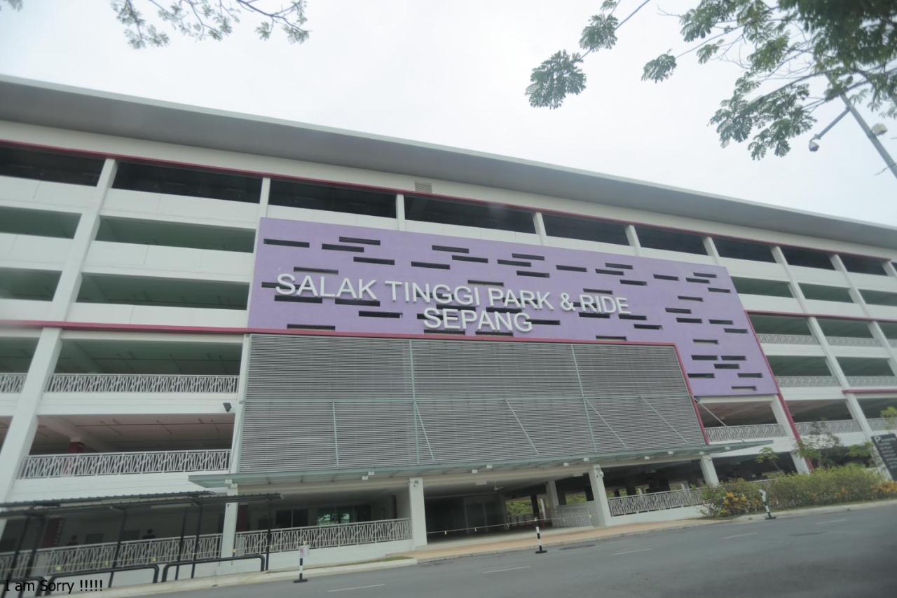 Jam Hotel Kota Warisan Sepang @ Erl Salak Tinggi, Klia 1-2 & F1 المظهر الخارجي الصورة